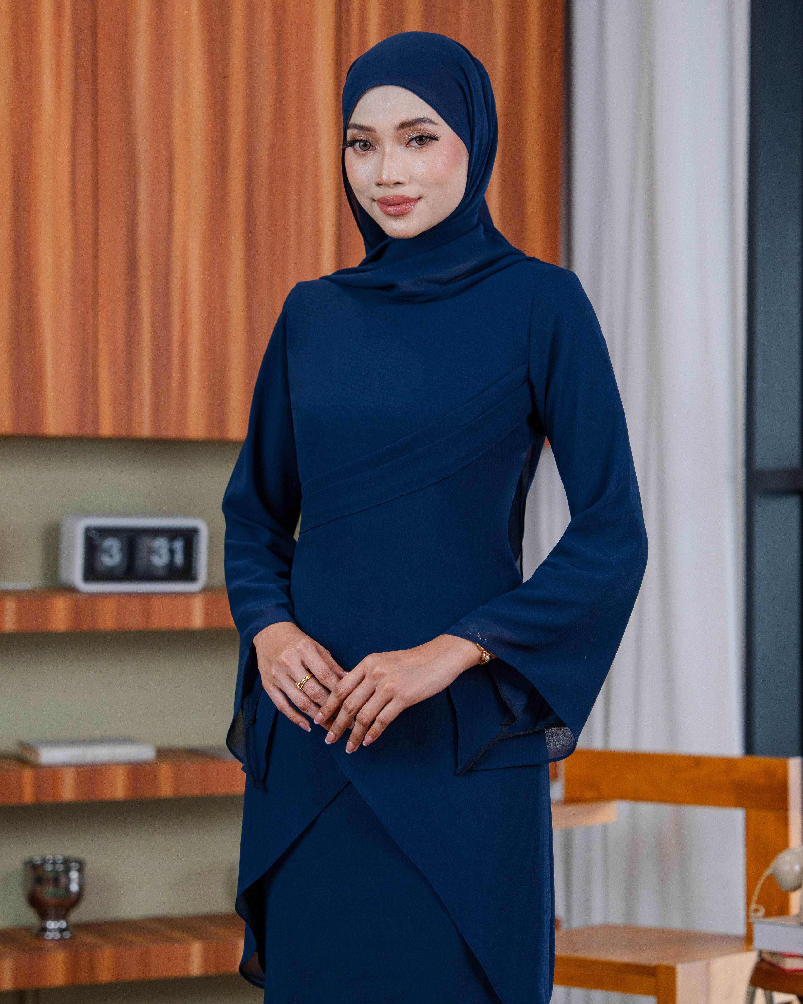 KEISHA KURUNG - NAVY BLUE